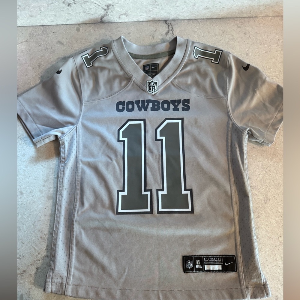 NFL Cowboys Parsons #11 kids Gray Jersey size child small